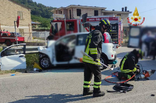 Schianto tra auto e furgone sulla Val Menocchia, la vittima è Giacinta Passamonti